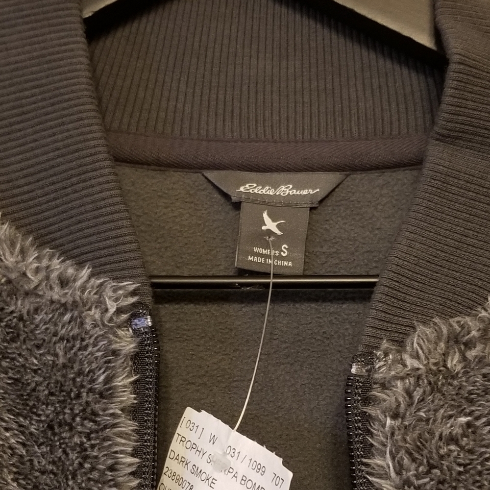 Eddie Bauer Trophy sherpa Bomber in dark smoke - Picture 5 of 7